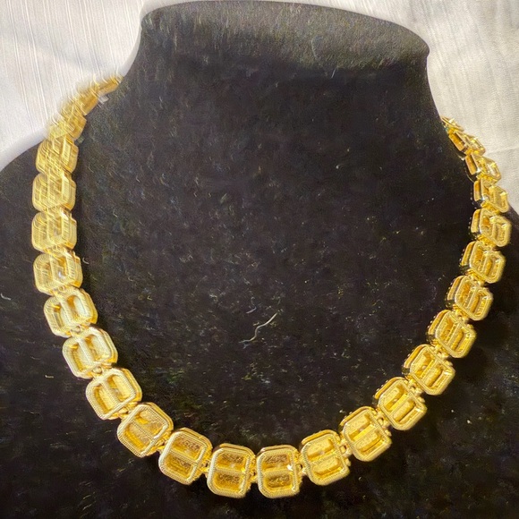 Gold Tone Cushion-Cut Crystal Tennis Statement Necklace – Vintage Inspired Glam - Picture 7 of 10
